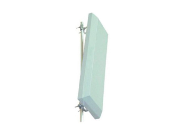 Directional Panel Antenna (450-470MHz)